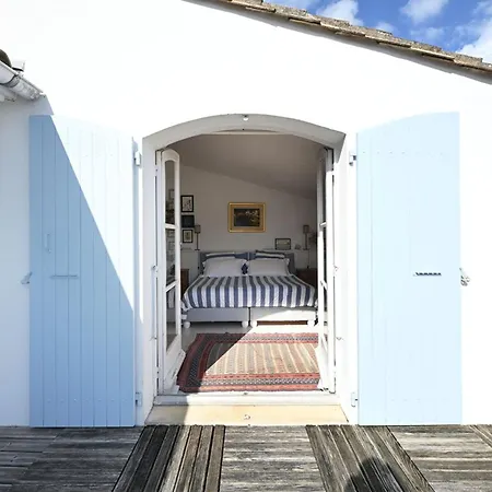 Holiday home Maison De Village Charme Ile - Fr-1-434-121 Les Portes-en-Re
