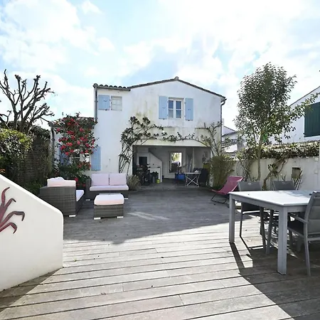 Holiday home Maison De Village Charme Ile - Fr-1-434-121 Les Portes-en-Re